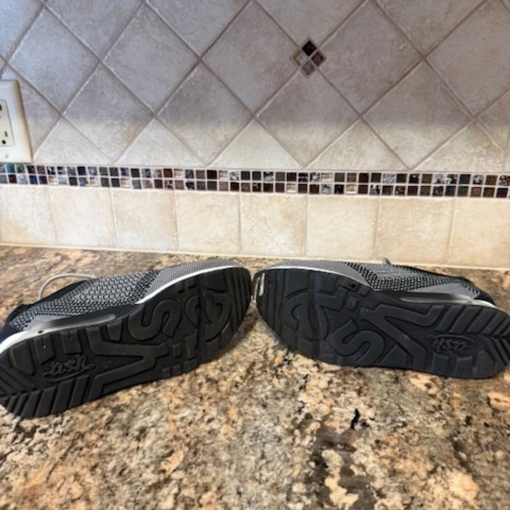 Ash Lunatic Bis Black Sneakers - Size 8 - Like New - Picture 2 of 3